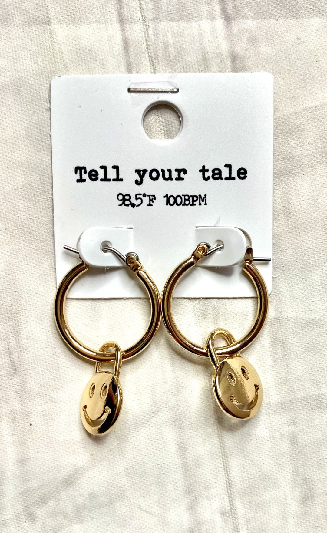 Smiley Face Dangle Earrings - jernijacks