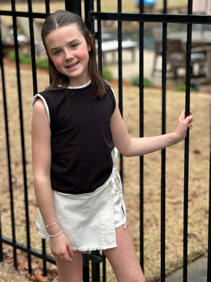 Black/White Color Block Top