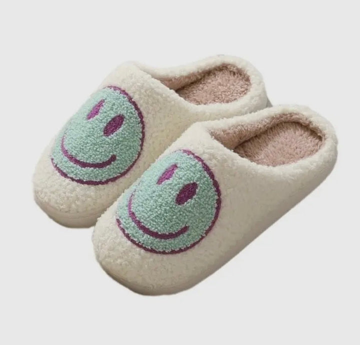 Smiley Face Slippers - jernijacks